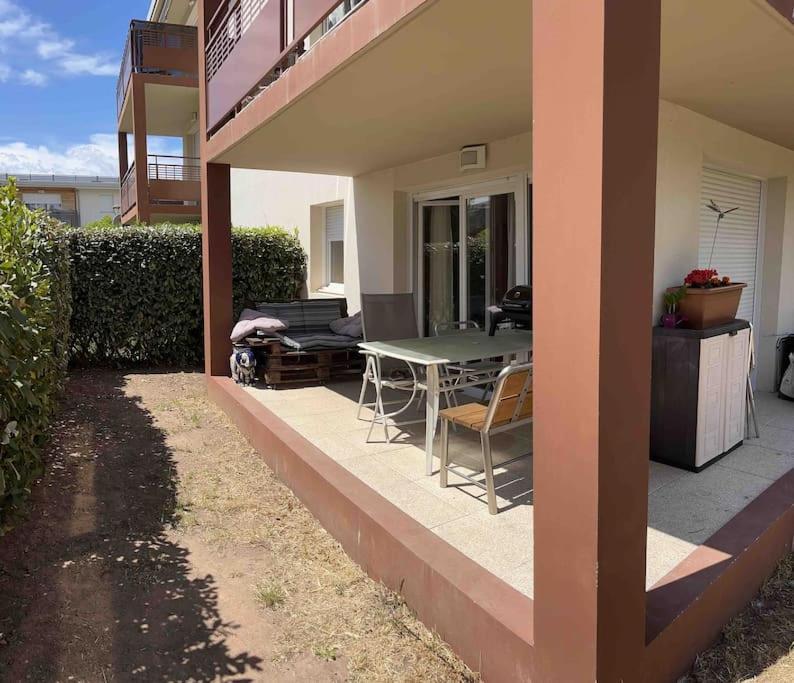 T3 Rez De Jardin, Piscine Appartement *