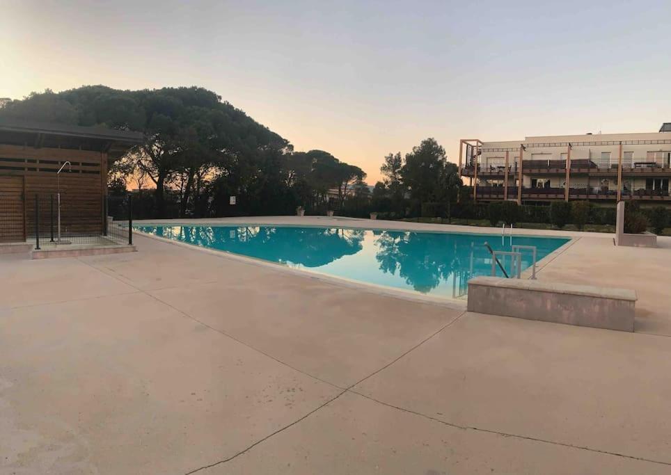T3 Rez De Jardin, Piscine